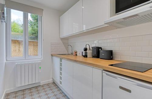 Gare-Jouvenet Apartment | Léandre studio entièrement rénové avec extérieur
