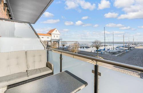 Barth Apartment | Lütt Haven