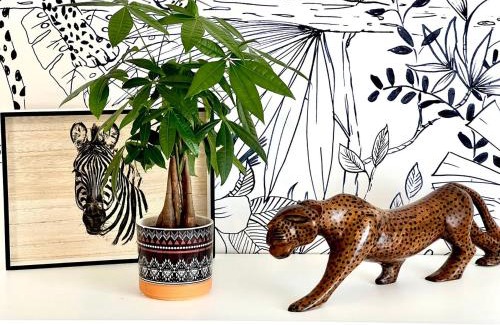 Baye House | L ÂME VOYAGEUSE, Raffinée, 2-8 personnes, 15 min des plages