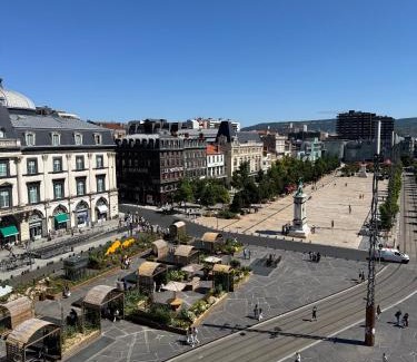 Clermont Ferrand City Centre Apartment | L'Écrin de Jaude - Duplex by PRIM0 C0NCIERGERIE