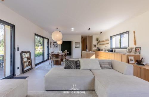 Honfleur House | L'Élégance 115 m 4 2 guests Design & Nature