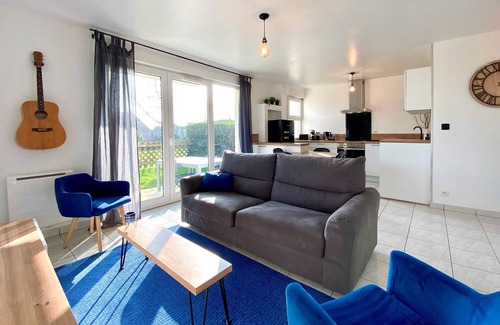 Le Relecq-Kerhuon Apartment | L'Évéa Garden: garden, private parking, tennis court