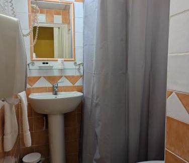 Cereste Hotel | L'Aiguebelle