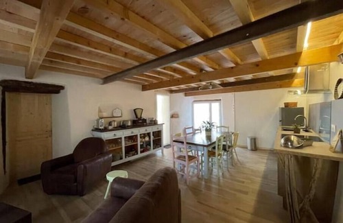 Brens House | L'ancienne Étable