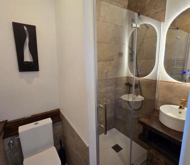 Croissy-Beaubourg Apartment | L'ancienne ferme du château