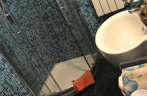 Mirabella Imbaccari Bed & Breakfast | L'Angolo sulla Piazza