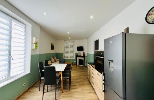 La Fere Apartment | L'Athéna