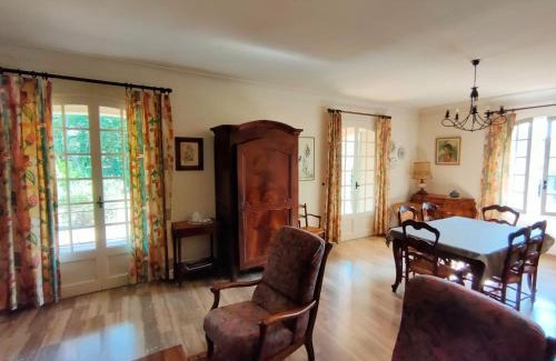 Courthezon Villa | L'Enclos du Château