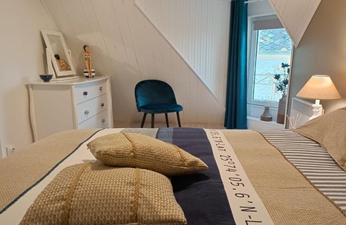 Port-en-Bessin-Huppain Apartment | L'Escale Portaise
