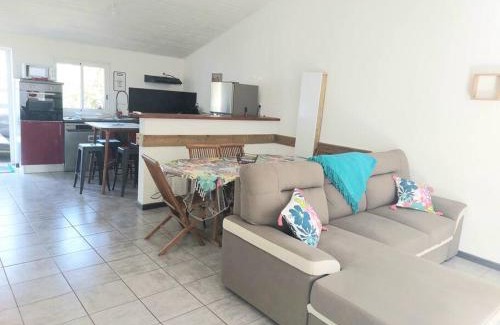 Saint-Joseph House | L'escale sauvage