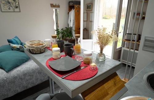 Pompejac Apartment | L'Escale Sud Gironde - Séjour en amoureux avec jacuzzi privatif - Piscine - Massage Traiteur & Brunch possibles