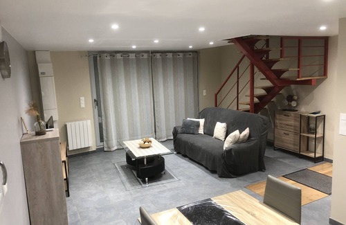 Brioude Sud Auvergne House | "L'Estanco warm village house