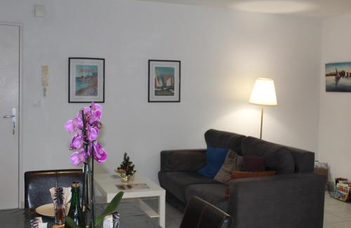 Plerin Apartment | L'ESTRAN, 4 kms des plages, port, GR 34 et 2 h 15 Paris LGV