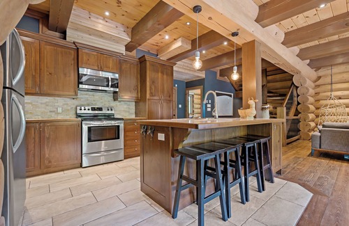 Saint-Faustin-Lac-Carre House | L Imprévu by Tremblant Platinum