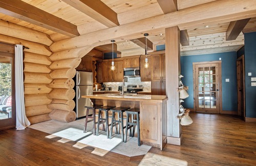 Saint-Faustin-Lac-Carre House | L Imprévu by Tremblant Platinum