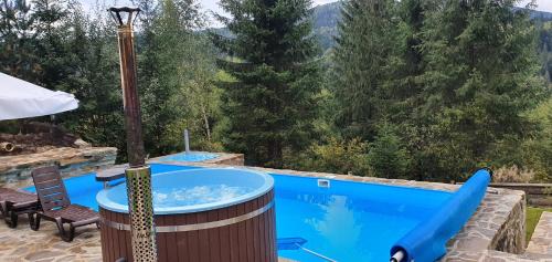 Mykulychyn House | L-Khutir Cottage7