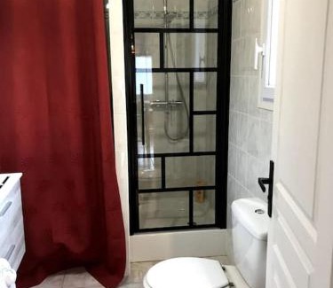 Tully House | L'Opaline