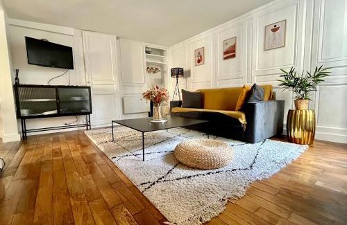 Saint-Louis Apartment | L'Orangerie Royale - À côté du Château de Versailles et proche gares PARIS