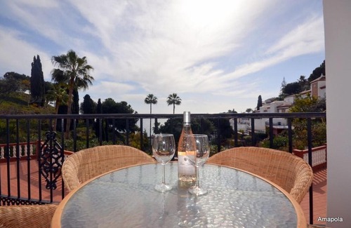 Urbanizacion Ladera del Mar Apartment | La Amapola, A little oasis with sea view, 200 meters from the beach.