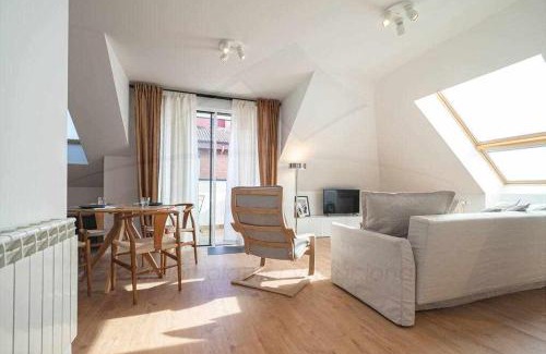 Distrito Llano Apartment | La Atalaya de Xixón By Silastur