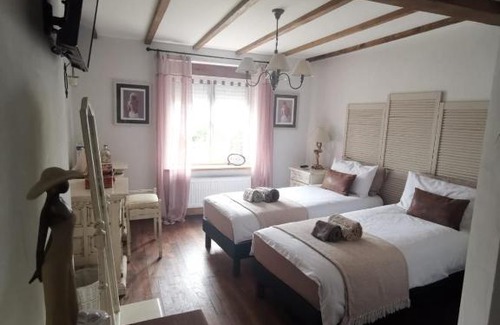 Ger Bed & Breakfast | La Bastide Du Bonheur Chambres et Tables D'Hôtes