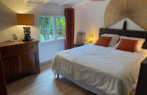 Hyeres Bed & Breakfast | La Borréliane