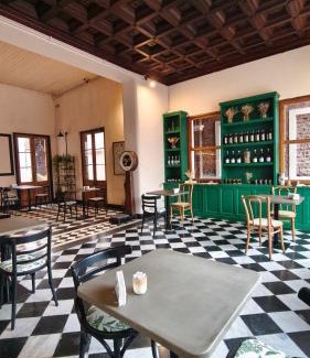 Chascomus Hotel | La Botica de 1852 Hotel