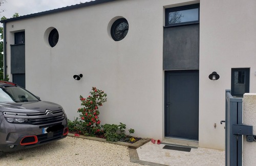 LʼAiguillon-sur-Mer House | La Cabane de la Mer 4 bedrooms 8 people