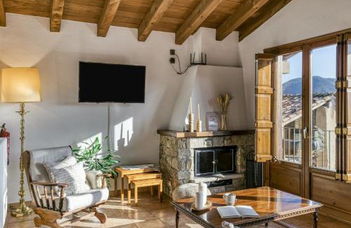 La Vall d'en Bas House | La Cabanya de la Rovira - Dalt