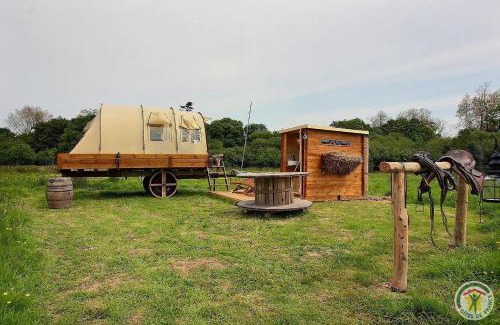 Ploumilliau Bed & Breakfast | La caleche de kergomar