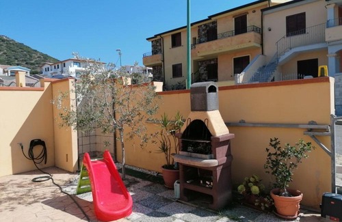 Siniscola House | La Caletta Vista mare giardino