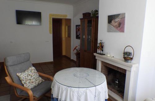 Aracena House | LA CASA DE ELIAS