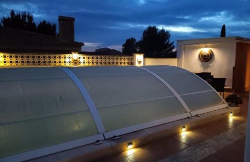 La Pobla de Vallbona Apartment | La casa de huespedes