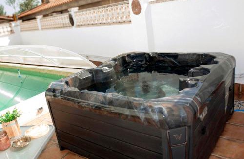 La Pobla de Vallbona Apartment | La casa de huespedes
