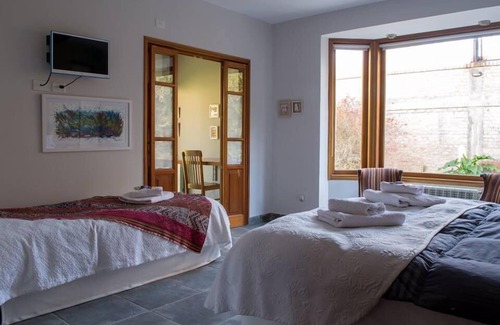 Trelew Hostel | La Casa de Paula Hosteria Artesanal