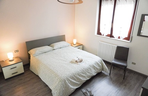 Bollate Apartment | La casa di Emy - One Bedroom Apartment, Sleeps 4