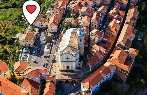 Diano Castello House | La casa di nonna Mary