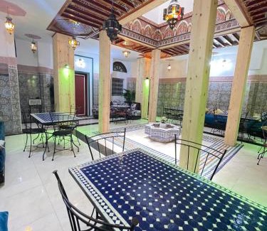 Layoun House | La Casa Espanyola