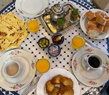 Layoun House | La Casa Espanyola