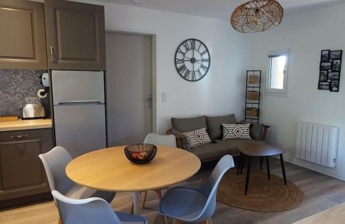 Le Barcares House | LA CASETA, Gîte 4 étoiles entre mer et lac marin