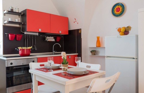Old Town Cisternino Apartment | La Casetta nel Cortile by Wonderful Italy