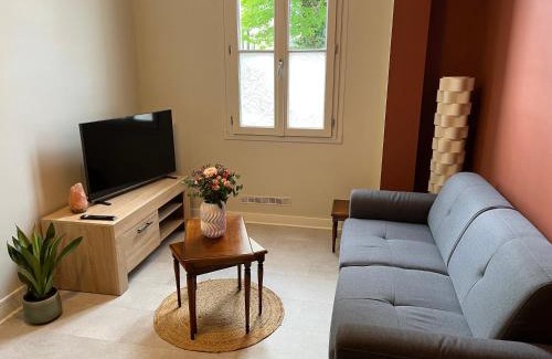 Rochefort Apartment | La casuccia Galliéni