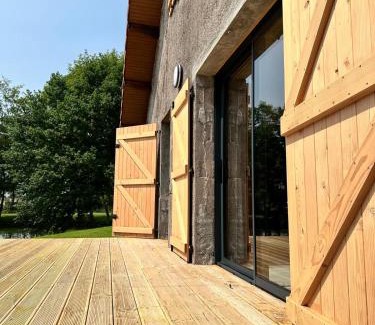 Roye House | La Chênaie - Vue imprenable, pêche & grands événements