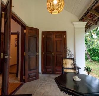 Kathaluwa Cabin | La Coline 1957 Ahangama