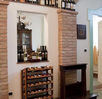 Calderara di Reno Bed & Breakfast | La Corte Del Cavaliere Bed & Breakfast