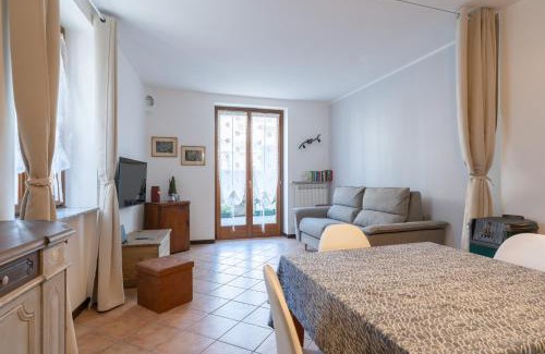 Cremeno Apartment | La Corte della Fontana