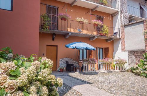 Castelletto Sopra Ticino Apartment | La Corte 1813 MXP Lago Maggiore Leonardo