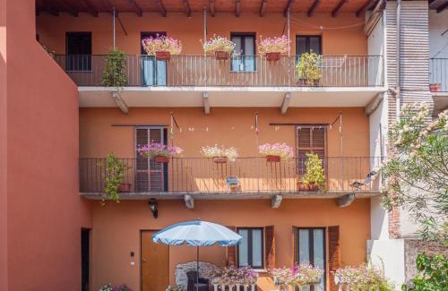 Castelletto Sopra Ticino Apartment | La Corte 1813 MXP Lago Maggiore Leonardo