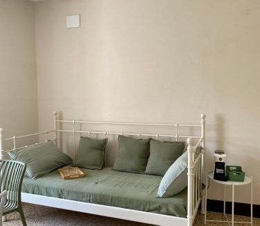 Lortallo Apartment | La corte sul lago - Appartamento Laura