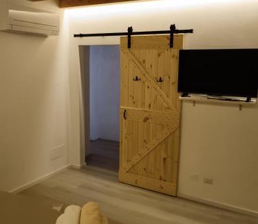 Dalmine Apartment | La Divina Suites